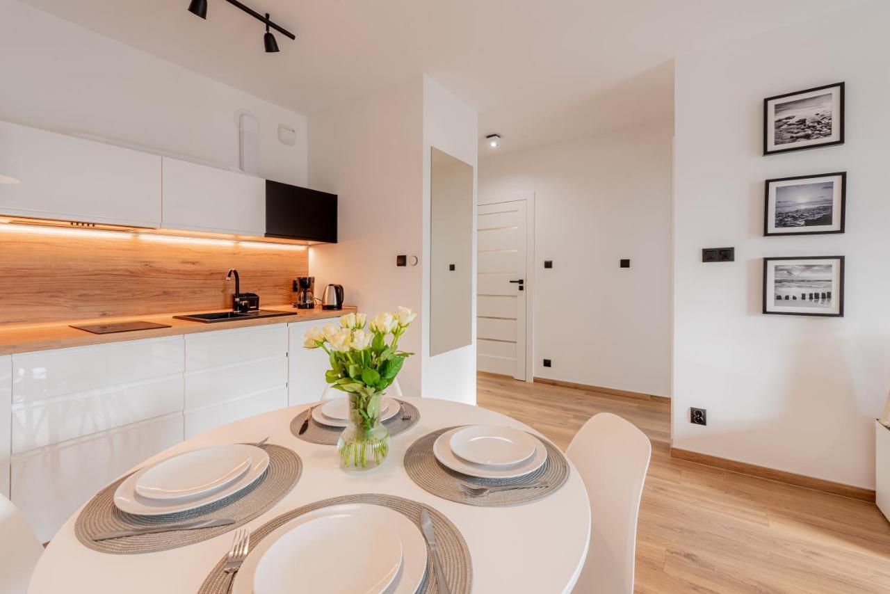 Apartament Wyspa Solna كولوبرزيغ المظهر الخارجي الصورة
